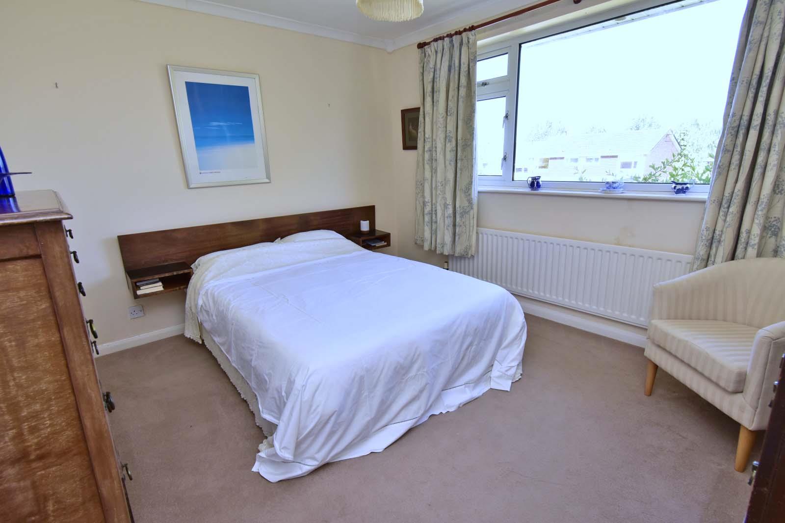 A BEDROOM 1.JPG